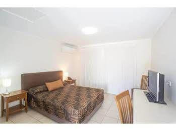 Swag Motel Middlemount Ngoại thất bức ảnh
